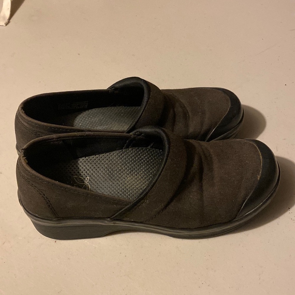 Dansko canvas shoes
